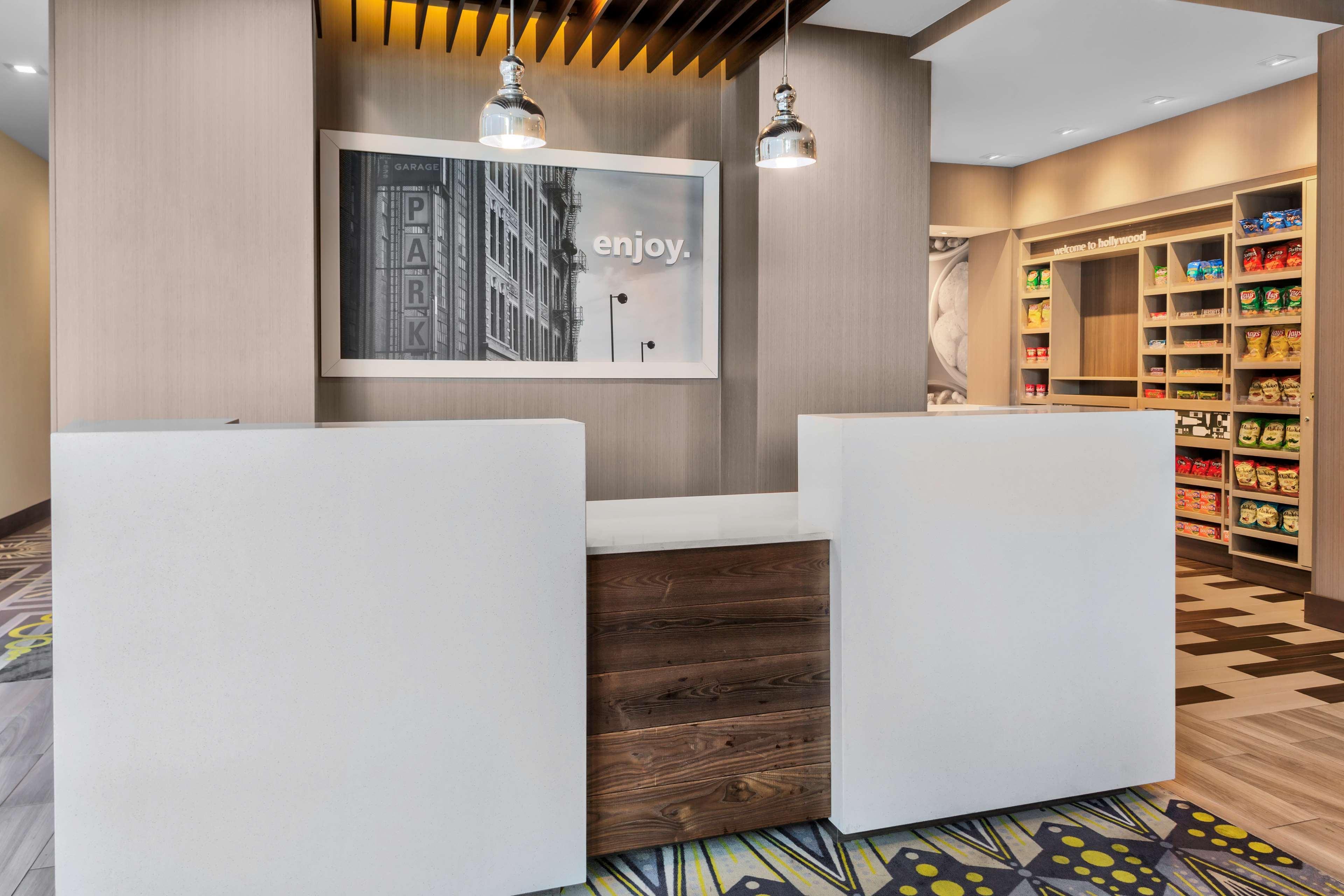 Hampton Inn & Suites Los Angeles/Hollywood, Ca Екстериор снимка